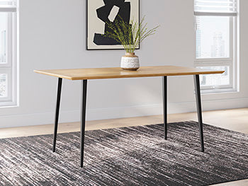 Gretlynn Dining Table