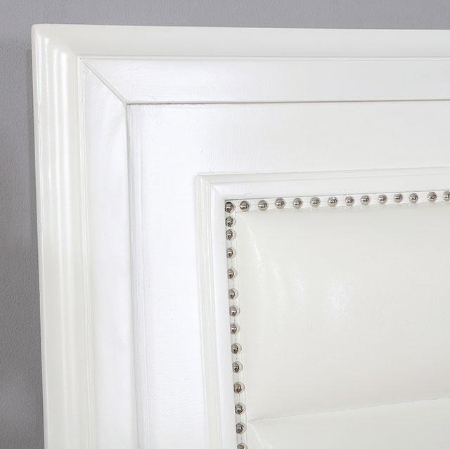 Golva E.King & Queen Bed White & Silver