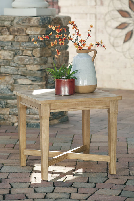 Carter Hall Outdoor End Table